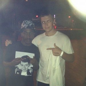 Meet your Posher, Max